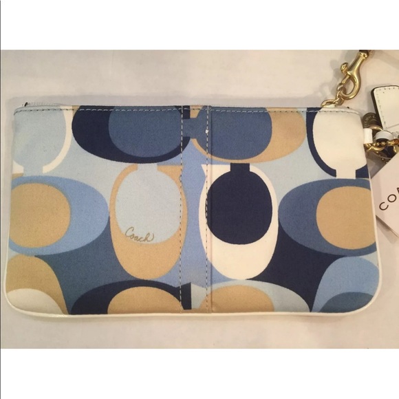 COACH RARE $98 AUTHENTIC BLUE MULTI WRISTLET NWT